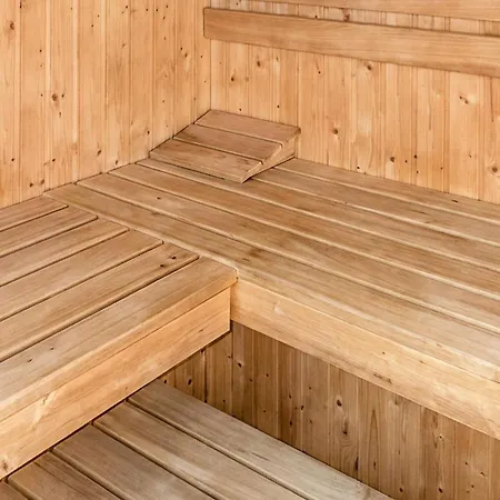 Beach Front Home In Ocypel With Sauna Сasa de vacaciones